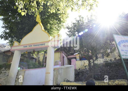 Ganesh Gufa ou caverne à l'Inde, dernier village Village Mana 2019 près de Badrniath Rudrapryag , Chamoli, Inde, Asie, Banque D'Images
