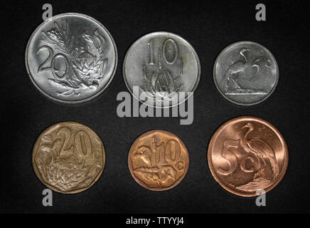 Afrique du Sud 20 100, 10 100, et 5 cents, anciens et nouveaux Banque D'Images