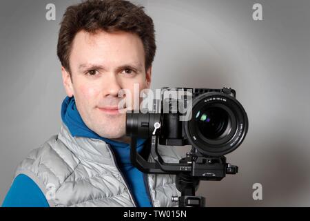 Tom Wakefield de Cotswold TV video production company. Banque D'Images