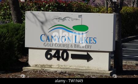 Close-up de signer avec logo pour Canyon Lakes Golf Course à San Ramon, Californie, le 18 mars 2019. () Banque D'Images