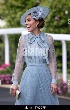 Catherine, duchesse de Cambridge assiste à la première journée de Royal Ascot à Ascot Racecourse dans le Berkshire, en Angleterre. 18 juin 2019. Crédit : Trevor Adams/Matrix/MediaPunch ***AUCUNE UK*** REF : 192207 MTX Banque D'Images