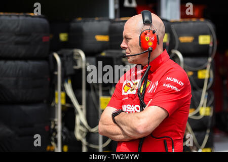 Monte Carlo / Monaco - 25/05/2019 - ingénieur performance Jock Clear (pilote et coach pour Charles Leclerc) dans les stands avant le lancement du PC3 Banque D'Images