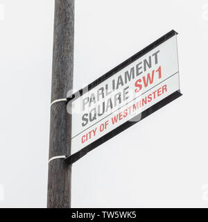 London / UK - 18 juin 2019 - "Le Parlement Square' sign in Westminster, au sud ouest de Londres Banque D'Images