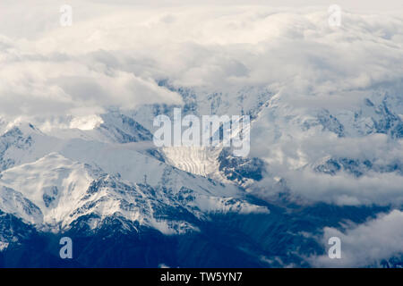 Vue aérienne de Mt. (Tianshan Heavenly Mountain), la Province du Xinjiang, Chine Banque D'Images