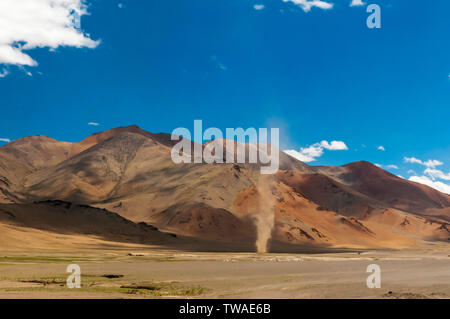 Twister sur Manali Leh, Ladakh Road, le Jammu-et-Cachemire, en Inde. Banque D'Images