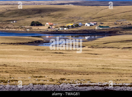 Iles Falkland 1985. Le hameau de Bluff Cove, sur le côté sud de l'East Falkland a joué un rôle stratégique pendant la guerre en 1982 Falklands-Argentine Banque D'Images