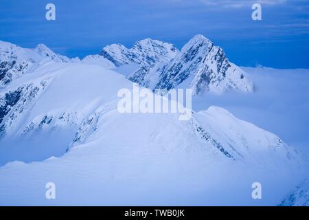 Autriche, Tyrol, massif du Karwendel, vue de la Hafelekarspitze (pic) à l'E. Banque D'Images