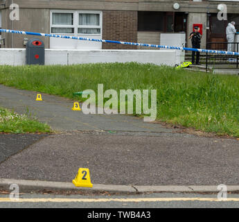 Brentwood Essex 19 juin 2019 un prétendu avoir poignardé a eu lieu à Brentwood dans les premières heures du matin. Un homme de 56 ans a été transporté à l'hôpital avec de graves mais pas sa vie en danger de blessures et un homme a été arrêté par la police d'Essex Ian Davidson Crédit/Alamy Live News Banque D'Images