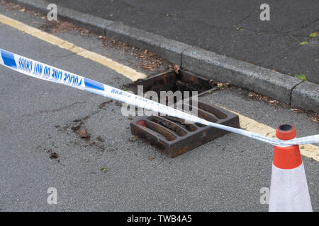 Brentwood Essex 19 juin 2019 un prétendu avoir poignardé a eu lieu à Brentwood dans les premières heures du matin. Un homme de 56 ans a été transporté à l'hôpital avec de graves mais pas sa vie en danger de blessures et un homme a été arrêté par la police d'Essex Ian Davidson Crédit/Alamy Live News Banque D'Images