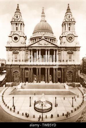 La Cathédrale St Paul, London, UK, ca 1920 Banque D'Images