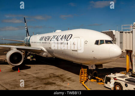 Air New Zealand Avion, l'Aéroport International d'Auckland, île du Nord, Nouvelle-Zélande Banque D'Images