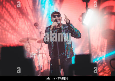 Milan, Italie. 06 Juin, 2019. Vasco Rossi effectue vivent dans Milan au Stadio San Siro pour sa tournée 2019 VascoNonStopLive. Credit : Danilo D'Auria/Pacific Press/Alamy Live News Banque D'Images