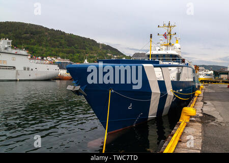 Sécurité et veille au large navire escorte Linde-G dans le port de Bergen, Norvège Banque D'Images