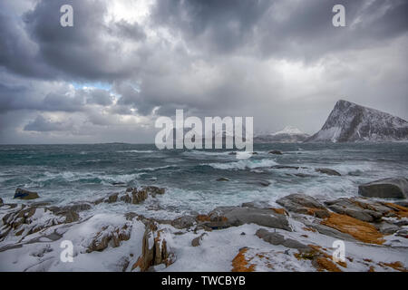 De Stor Sandnes in Flakstad municipaly, îles Lofoten Banque D'Images