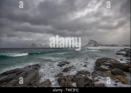 De Stor Sandnes in Flakstad municipaly, îles Lofoten Banque D'Images