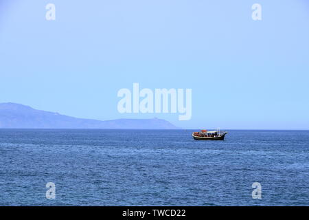 Croisière en bateau d'Excursion port vénitien et sur la mer méditerranée de La Canée, Crète, Grèce Banque D'Images