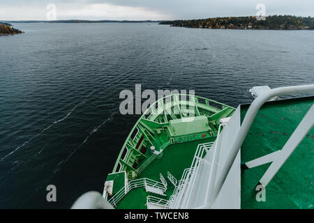 Proue du ferry de croisière d'automne dans la région de la mer Baltique Banque D'Images