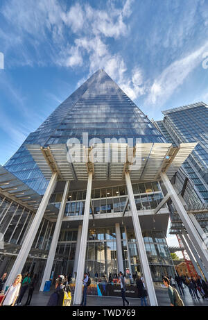 Le Shard, également appelé le tesson de verre, le Shard London Bridge et London Bridge Tower, anciennement est un gratte-ciel de 95 étages à Londres Banque D'Images