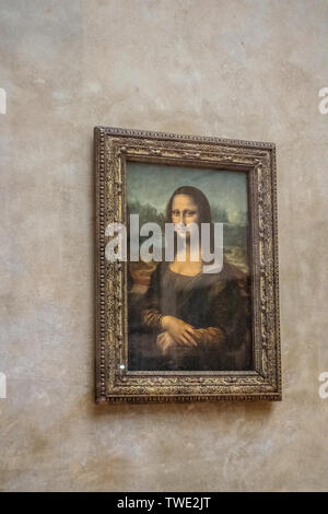 Paris, France, 07 Octobre 2018 : Louvre, pays le plus connu et le célèbre tableau La Joconde La Joconde Léonard de Vinci Banque D'Images