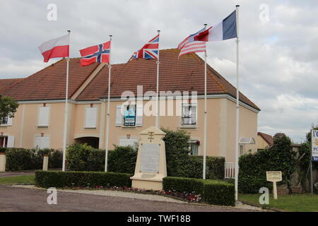 Une promenade de Colleville Montgomery rendant hommage aux commandos Kieffer Banque D'Images