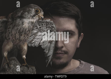 Portrait de jeune homme couvert de belle Rousse Banque D'Images