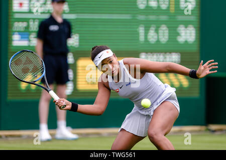 BIRMINGHAM, ANGLETERRE 17 juin Naomi de Osaka Japon en action contre Maria Sakkari de Grèce pendant la série de 32 à la Nature Valley Classic à Edgbaston, Birmingham Club Prieuré le mardi 18 juin 2019. (Crédit : Andy Whitehead | MI News) Banque D'Images