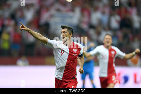 Varsovie, Pologne, 10 juin 2019 : EURO 2020 qualifing ronde, phase de groupes, la Pologne gagne 4:0 avec Izarel sur Narodowy PGE. Robert Lewandowski (Pologne) célèbre son but Banque D'Images