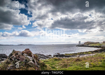 Carraig Fhada Phare, Port Ellen, Islay, Ecosse Banque D'Images