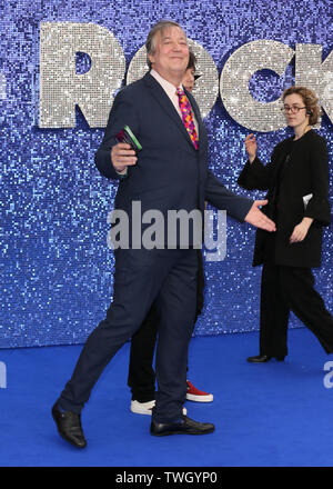 L'UK Premiere de 'Rocketman' qui s'est tenue à l'odéon Luxe - Arrivées avec : Stephen Fry, Elliott Spencer Où : London, Royaume-Uni Quand : 20 mai 2019 Credit : Mario Mitsis/WENN.com Banque D'Images