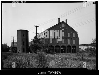 - Rensselaer et Saratoga Railroad, l'Île Verte, l'Avenue et des boutiques Tibbitts Delaware and Hudson Railroad Tracks, Green Island, comté d'Albany, NY Banque D'Images