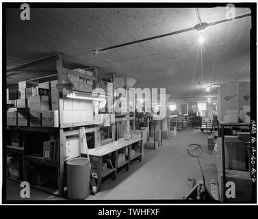 Deuxième étage d'un entrepôt. Vue DE SUD-OUEST. - Bâtiments commerciaux et industriels, Kretschmer Manufacturing Company, usine et entrepôt, 220 East Ninth Street, Dubuque, Dubuque, IA Comté Banque D'Images