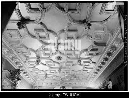 Deuxième étage, cinquième compagnie Prix, DÉTAIL DE PLAFOND - 7e Regiment Armory, 643 Park Avenue, New York, New York County, NY Banque D'Images