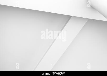 Résumé un minimum d'architecture, structure plafond blanc avec des poutres Banque D'Images