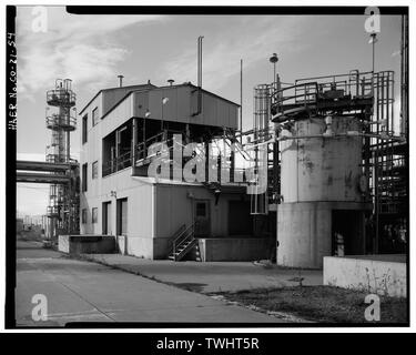 La société pétrolière Shell accessible à l'extrémité nord de l'usine. Vue DE NORD-OUEST. - Rocky Mountain Arsenal, délimité par quatre-vingt-sixième Avenue et cinquante-sixième Avenue, Buckley Road, Quebec Street et Colorado Highway 2, Commerce City, comté d'Adams, CO Banque D'Images