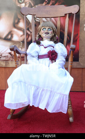 Westwood, CA. 20 Juin, 2019. Atmosphère, à la première de 'Annabelle' Warner Bros vient à la maison" au Regency Village Theatre à Westwood, en Californie le 20 juin 2019. Credit : Faye Sadou/media/Alamy Punch Live News Banque D'Images