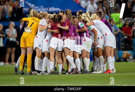 Nice, France. 19 Juin, 2019. France, Nice, stade de Nice, 19.06.2019, Football - Coupe du Monde féminine de la FIFA - Japon - France : l'image de l'équipe dans le monde entier l'utilisation vl | Crédit : dpa/Alamy Live News Banque D'Images