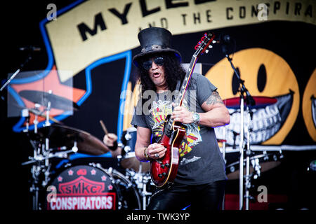 Copenhague, Danemark. 20 Juin, 2019. Copenhague, Danemark - Juin 20th, 2019. Le chanteur et guitariste Slash (photo) effectue un concert live avec Myles Kennedy et les conspirateurs au cours de l'heavy metal danois Copenhell festival 2019 à Copenhague. (Photo crédit : Gonzales Photo/Alamy Live News Banque D'Images