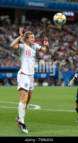 Nice, France. 19 Juin, 2019. France, Nice, stade de Nice, 19.06.2019, Football - Coupe du Monde féminine de la FIFA - Japon - France Libre : par Ellen White (Angleterre, #  18) | Le monde d'utilisation : dpa Crédit/Alamy Live News Banque D'Images