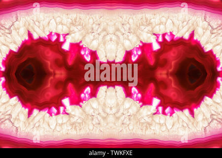 Tranche d'Agate rouge à rayures orange minéral abstract background Banque D'Images