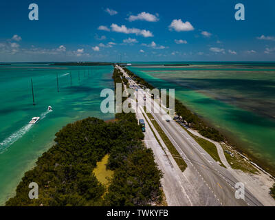 Seven Mile Bridge Drone abattu Banque D'Images