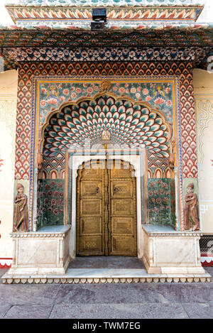 Peacock porte de palais de la ville de Jaipur Banque D'Images