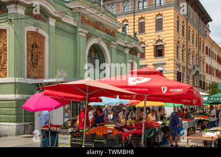 Marché tous les jours à Rijeka, Croatie Banque D'Images