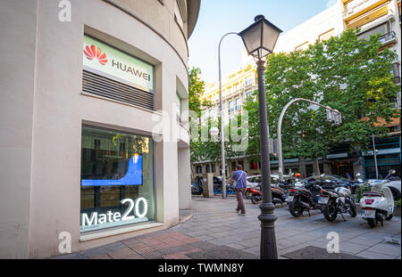 Madrid, Espagne. Juin 2019 : l'expérience en centre de Huawei Salamanca. Banque D'Images