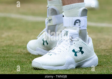 Queen Club, London, UK. 21 Juin, 2019. Le tournoi de tennis ATP Fever-Tree ; affichage détaillé de la chaussures portées par Andy Murray (GBR) : Action de Crédit Plus Sport/Alamy Live News Banque D'Images