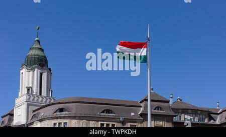 Hongrie drapeau dans Debrecen Hongrie Banque D'Images