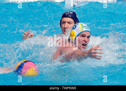 Belgrade, Serbie. 22 Juin, 2019. Joseph de l'Australie (Kayes) avant le dispute à la Serbie Sava Randjelovic water-polo de la FINA en demi-finale de la Ligue mondiale à Belgrade, en Serbie, le 22 juin 2019. Credit : Predrag Milosavljevic/Xinhua/Alamy Live News Banque D'Images