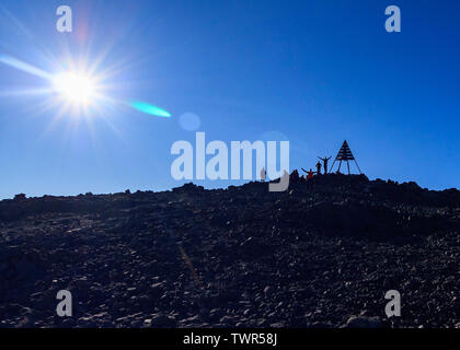 Montagnes de l'ATLAS, AU MAROC. 30Th Aug 2017. Un voyage à travers les montagnes de l'Atlas jusqu'au point le plus élevé de l'Afrique du Nord et le monde arabe, Jebel Toubk Banque D'Images