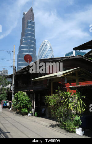 Ancien et nouveau Bangkok, Ari étant une zone d'intérieur en bois d'origine et de maisons-boutiques et un espace de bureau et le développement. - Banque D'Images