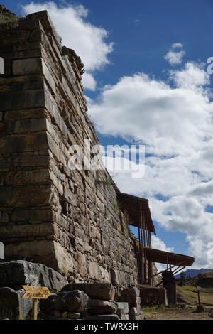 Chavin de Huantar, Ancash / Pérou : 12 Juin, 2016 : ruines de la civilisation pré-Incas Chavin dans la sierra péruvienne d'Ancash Banque D'Images