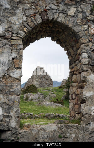 LEZHE, ALBANIE - CIRCA MAI 2019 Les ruines dans la vieille forteresse Banque D'Images